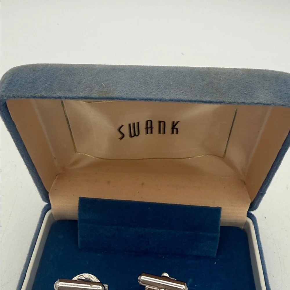 VTG SWANK Silvertone Rectangular Mesh Cufflinks with Matching Tie Bar